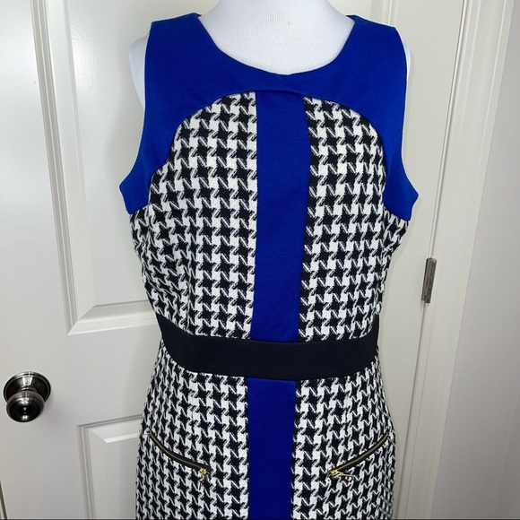 Beige by ECI Houndstooth Sleeveless Sheath Dress 10 - Picture 4 of 17